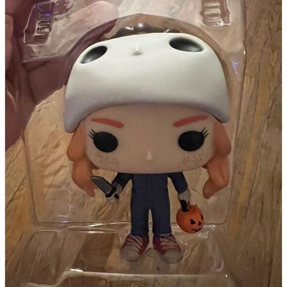 Funko Pop Stranger Things Exclusive Max Halloween Costume - Picture 1 of 12